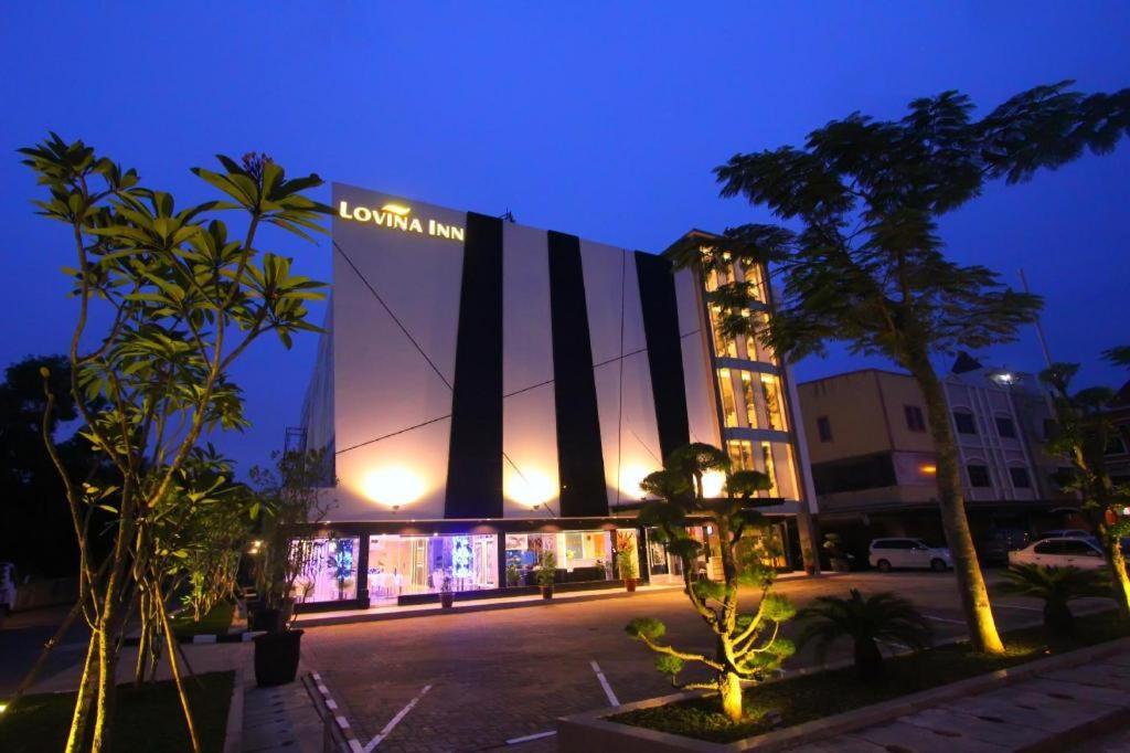 Lovina Inn Hotel Batam Nagoya Exterior photo