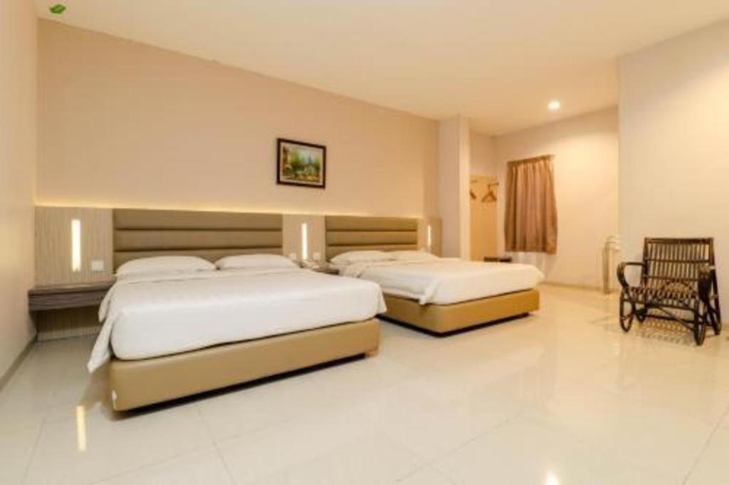 Lovina Inn Hotel Batam Nagoya Exterior photo