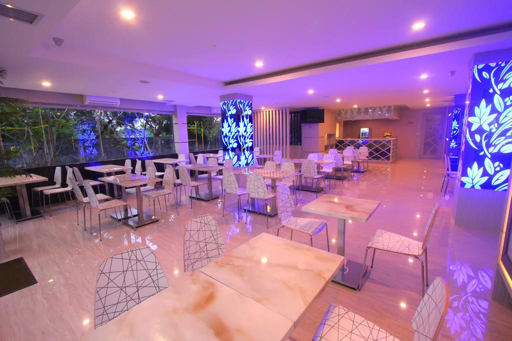 Lovina Inn Hotel Batam Nagoya Exterior photo